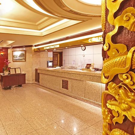 Emperor Hotel Тайбей Екстер'єр фото