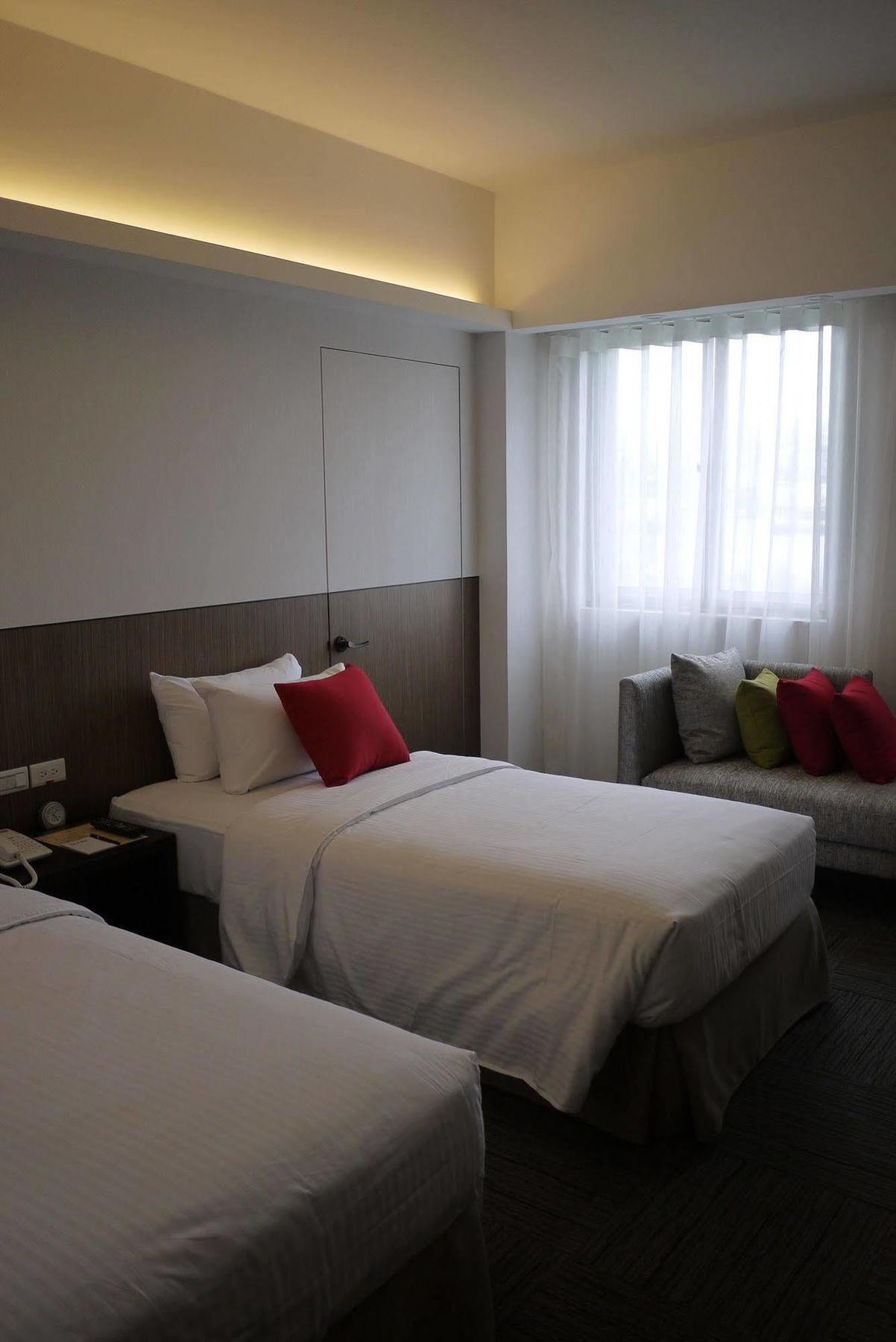 Emperor Hotel Тайбей Екстер'єр фото